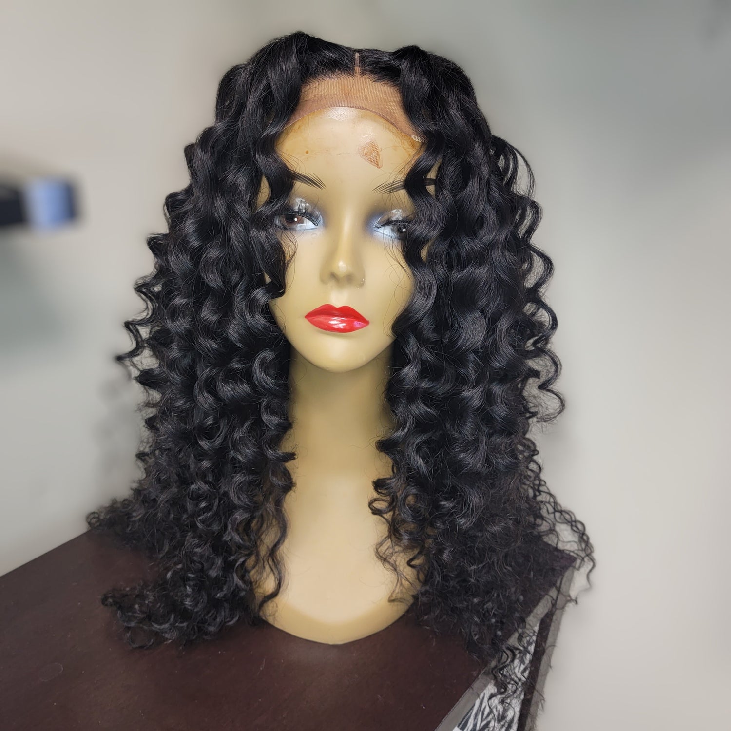 LACE CLOSURE WIGS